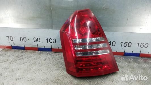 Фонарь задний левый chrysler 300C 1 (LBE17MX01)