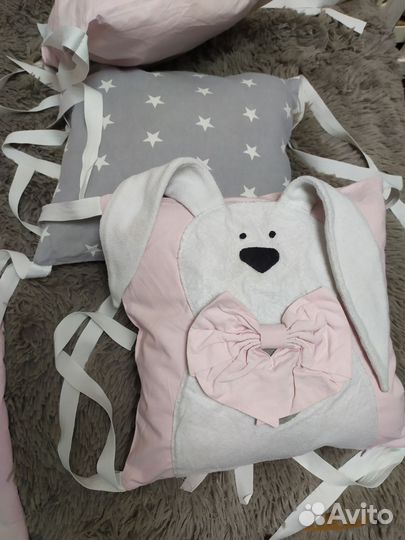 Бортики в кроватку и одеяло