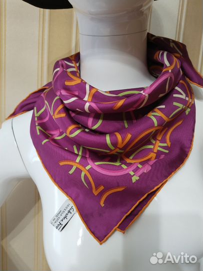 Salvatore ferragamo платок