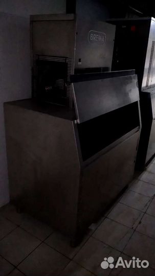 Льдогенератор brema G250W-Q с бункером