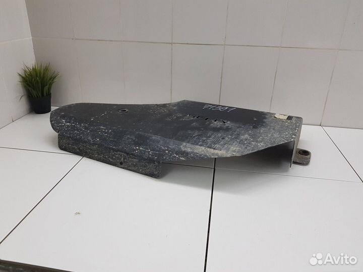 Защита бензобака (Geely Coolray)