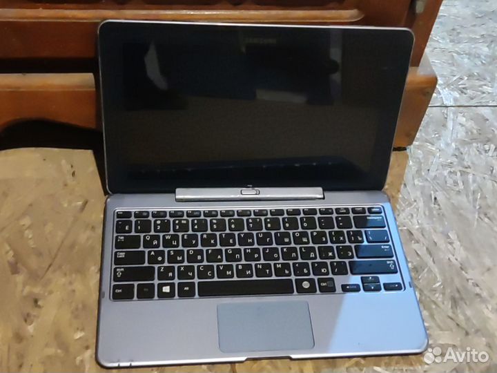 Планшет Samsung XE500T1C, на з/п