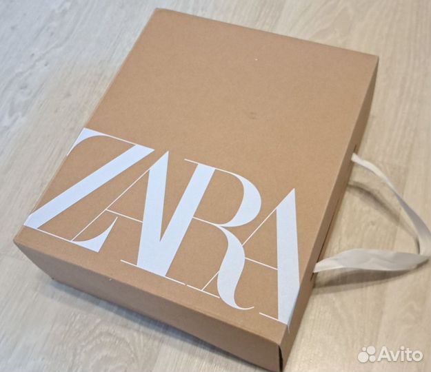 Zara Босоножки 39 (25 см)