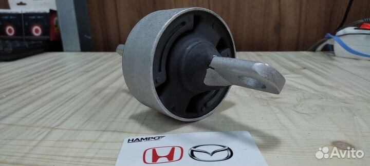 Сайлентблок продольного рычага Honda Pilot 2 зад