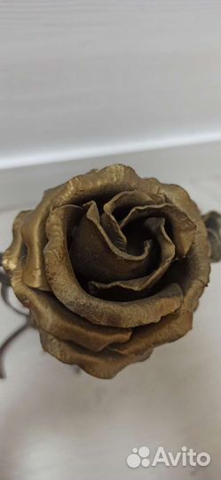 Кованые цветы, статуэтка