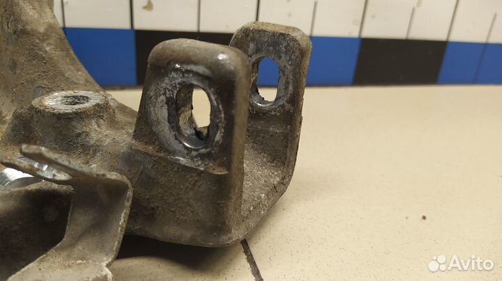 Кулак поворотный задний левый A6 C6,4F 2005-2011