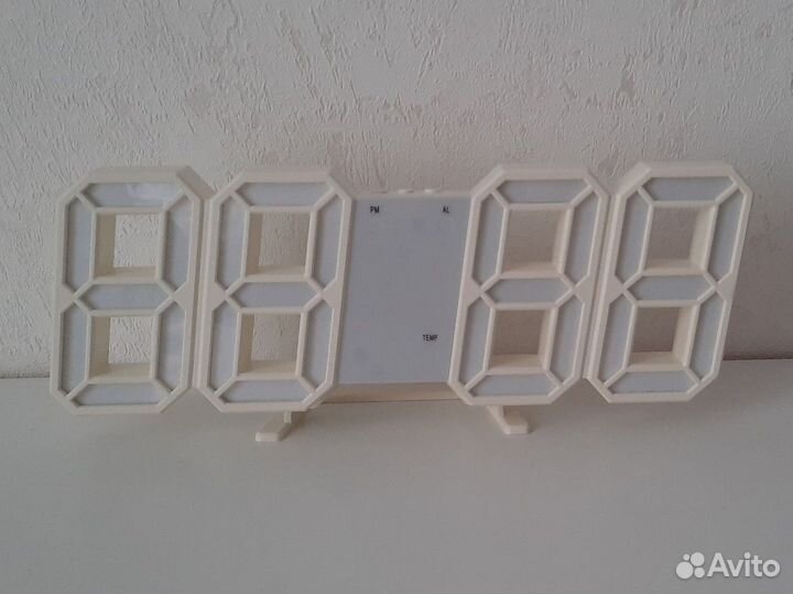 Светодиодные цифровые часы