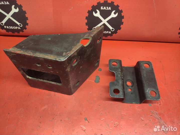 Подушка, опора МКПП R380 Discovery 1