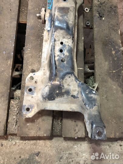 Подрамник Fiat Albea