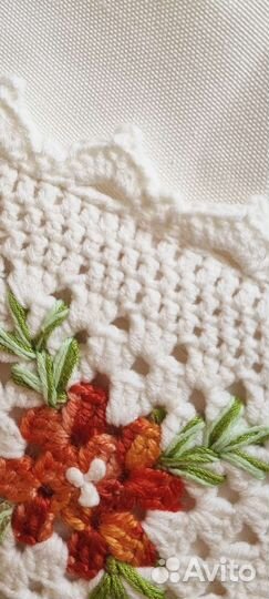 Подушка вязанная