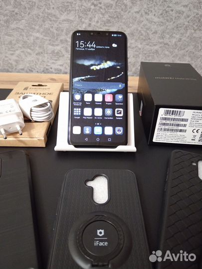 HUAWEI Mate 20 lite, 4/64 ГБ