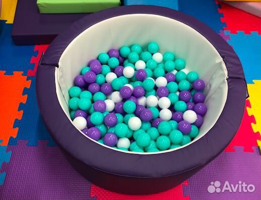 Цветные сухие бассейны для детей