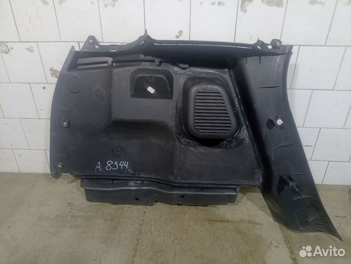 Обшивка багажника правая Opel Meriva A 2003-2010