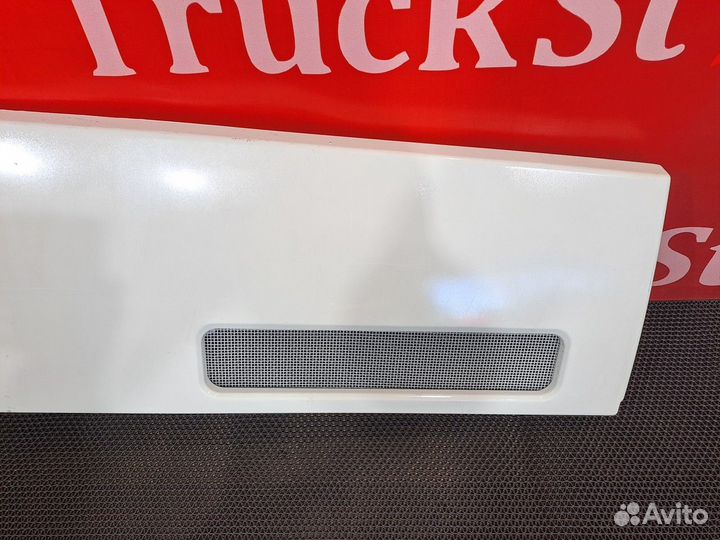 Спойлер кабины боковой правый Daf XF105