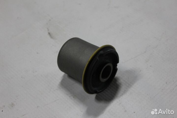Сайлентблок переднего верхнего рычага Toyota