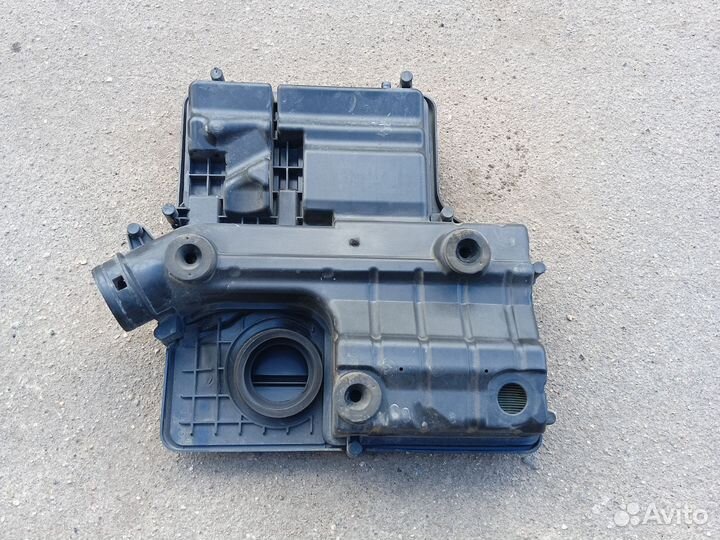 Корпус воздушного фильтра Шкода Октавия