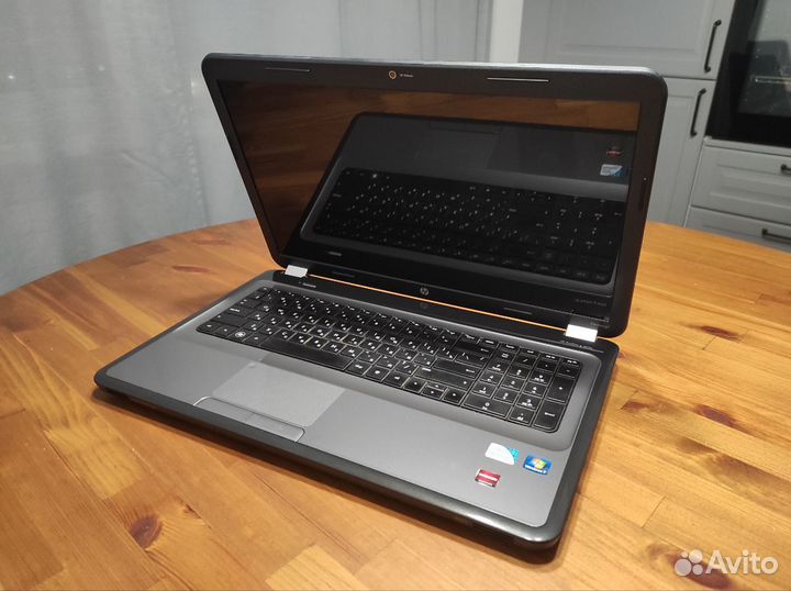 Ноутбук HP Pavilion g7-1053er