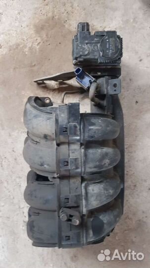 Впускной коллектор на Nissan x-trail