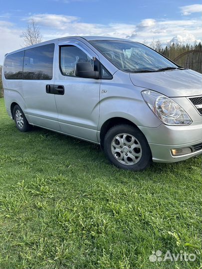 Hyundai Grand Starex 2.5 AT, 2009, 293 700 км