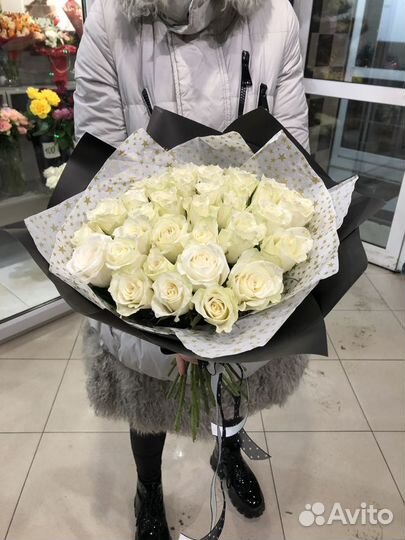 Букет белых кенийских роз