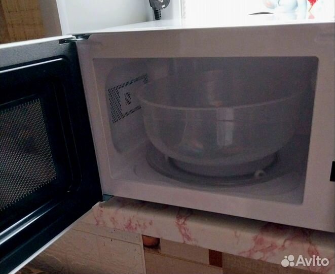 Микроволновка новая