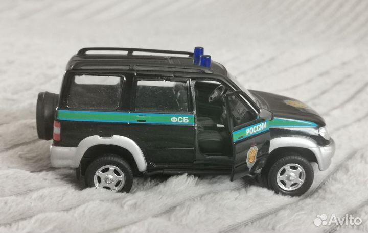 Машинка УАЗ 3163 фсб России