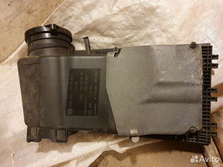 Корпус воздушного фильтра туарег VAG 7l6129601Q