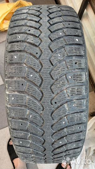 Bridgestone Blizzak Spike-01 225/45 R19