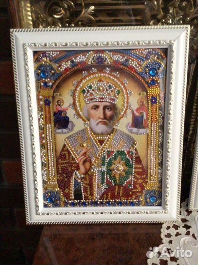 Картина вышитая стразами