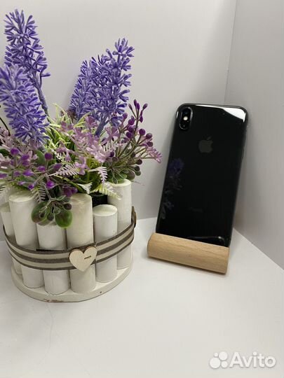 iPhone X, 64 ГБ