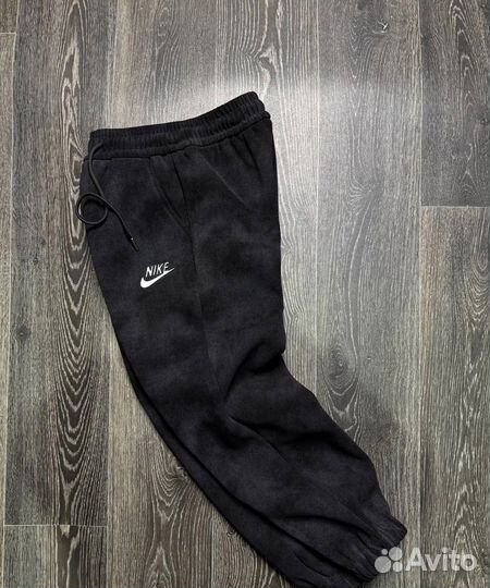 Спортивные штаны nike