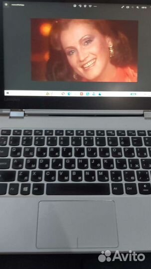 Ноутбук-трансформер Lenovo Yoga 710-11IKB