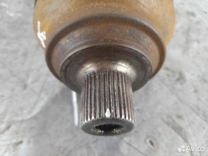 Привод передний правый Volkswagen Phaeton