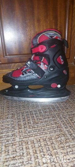 Коньки хоккейные детские
