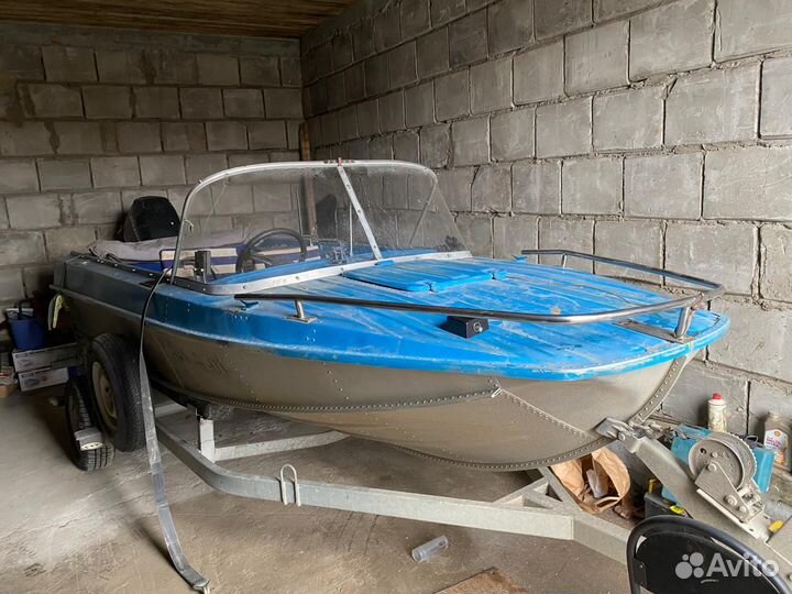 Казанка 5м4 с мотором Mercury 50