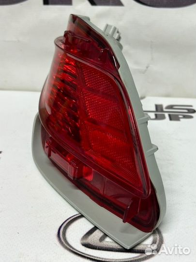 Фонарь противотуманный задний правый Lexus Rx270