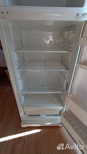 Холодильник stinol