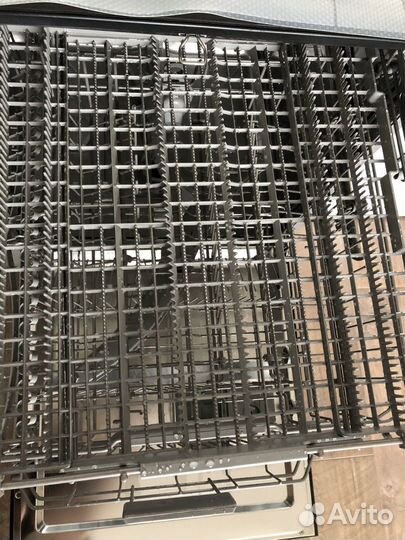 Встраиваемая посудомоечная машина Weissgauff