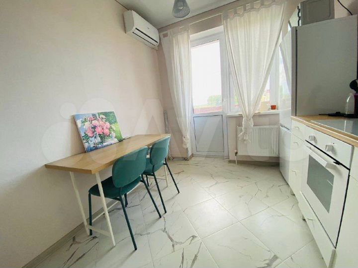 2-к. квартира, 42 м², 3/5 эт.