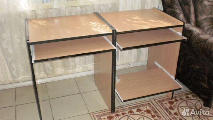 Журнальный столик