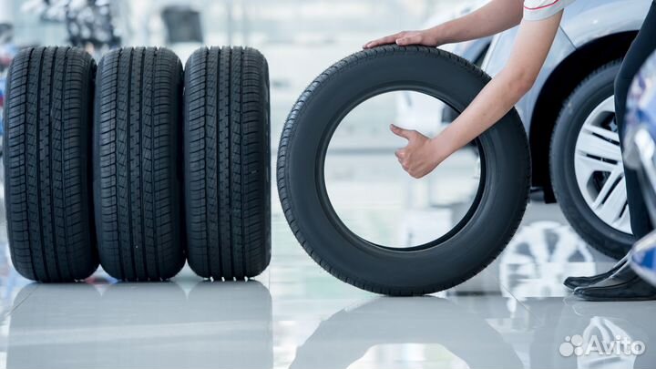 Michelin Pilot Sport 4 275/40 R22