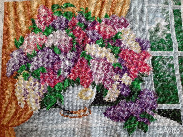 Вышевка крестом 