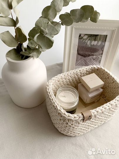 Вязаная корзина для хранения