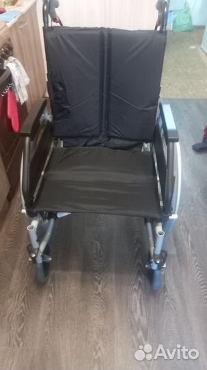 Инвалидная коляска новая