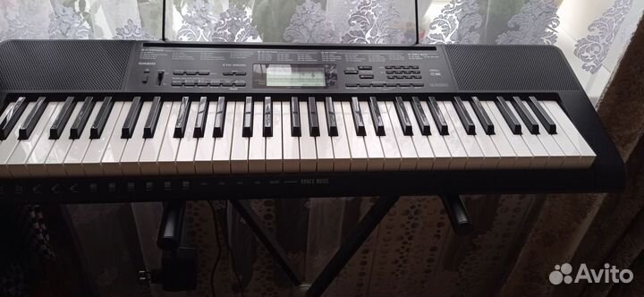 Синтезатор casio