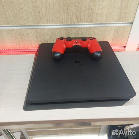 Игровая приставка - PlayStation 4 slim