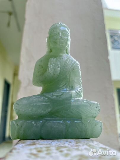 Статуэтка будда
