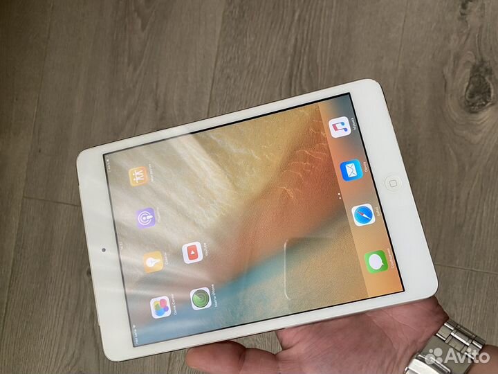 iPad 1 mini 16 gb Wi-Fi Cellular