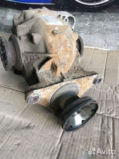 Редуктор задний в сборе 3.46 BMW 5 E60