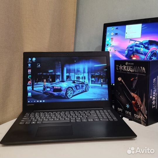 Нотбук Lenovo 15.6 Ram8gb AMD 2.6 GHZ R4